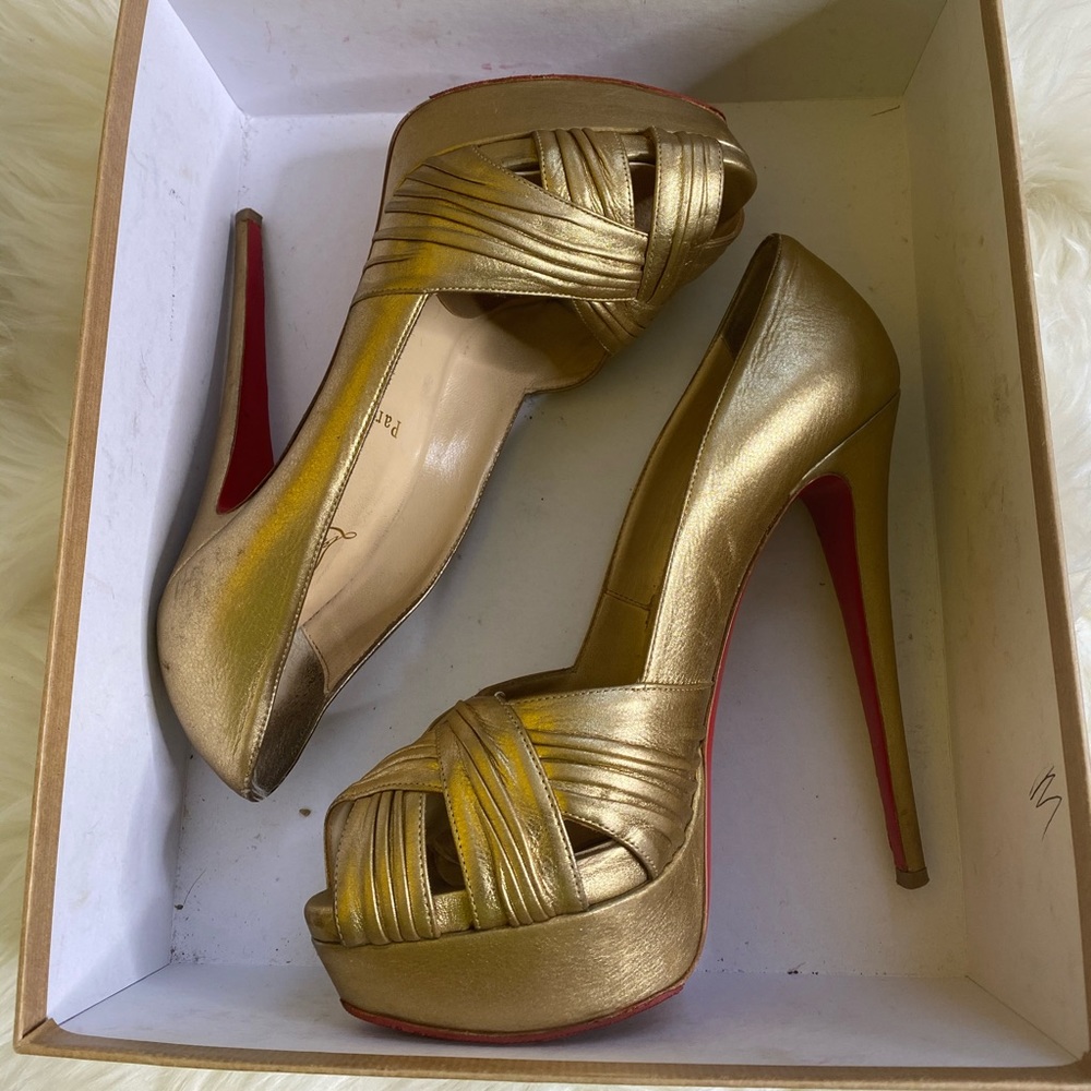 Louboutin Aborina Good calf heel